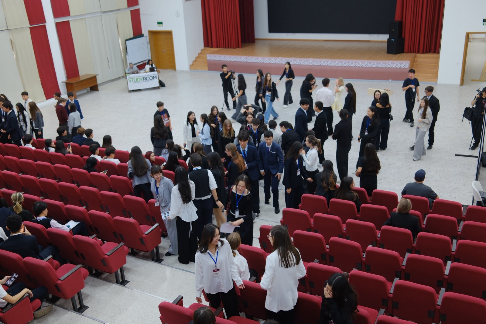 Participants meeting inside the event hall